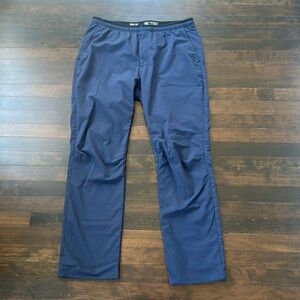 Mountain Hardware Men’s Navy Blue Pants